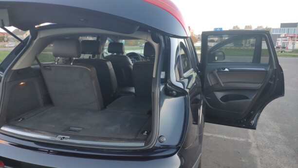 Audi Q7 4L, 7 мест, 2007 г.