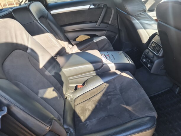 Audi Q7 4L, 7 мест, 2007 г.
