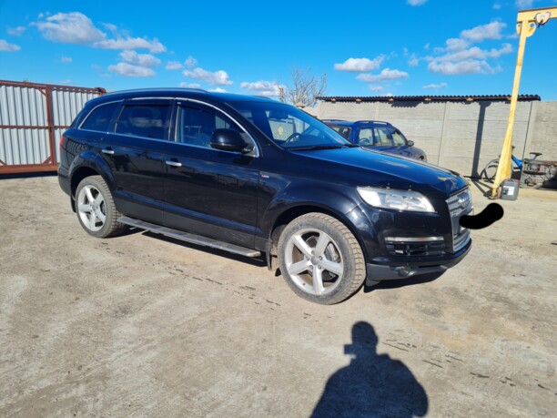 Audi Q7 4L, 7 мест, 2007 г.