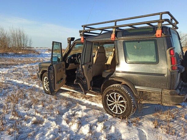 Land Rover Discovery II, 7 мест, 2003 г.