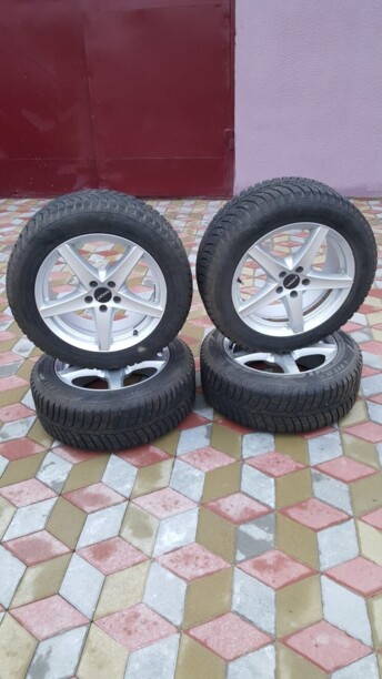 Легковые шины Laufenn 225/55 R17 4 шт.