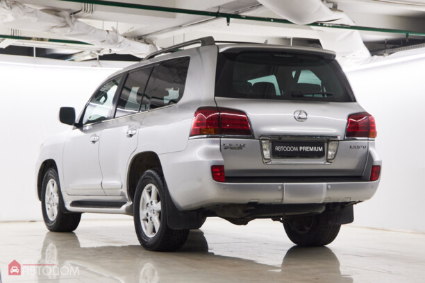 Lexus LX III, 2008 г.