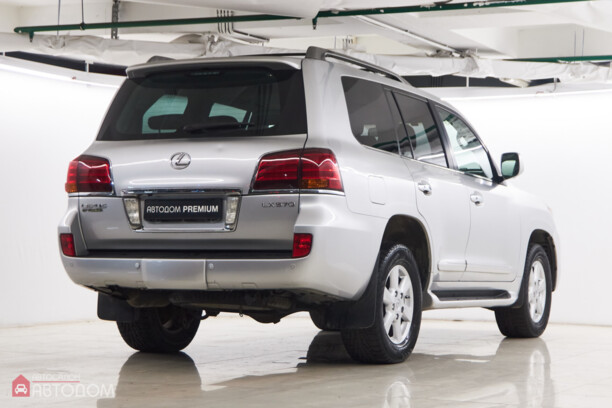 Lexus LX III, 2008 г.