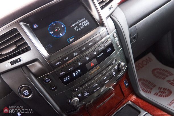 Lexus LX III, 2008 г.
