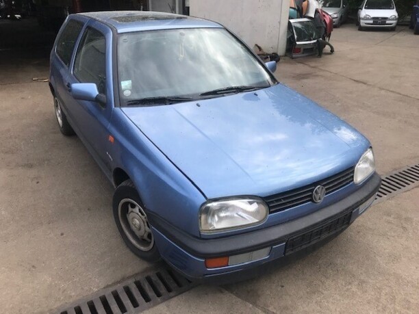 Весь автомобиль на запчасти для Volkswagen Golf I 1974-1993