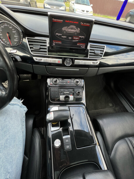 Audi A8 D4, 2012 г.