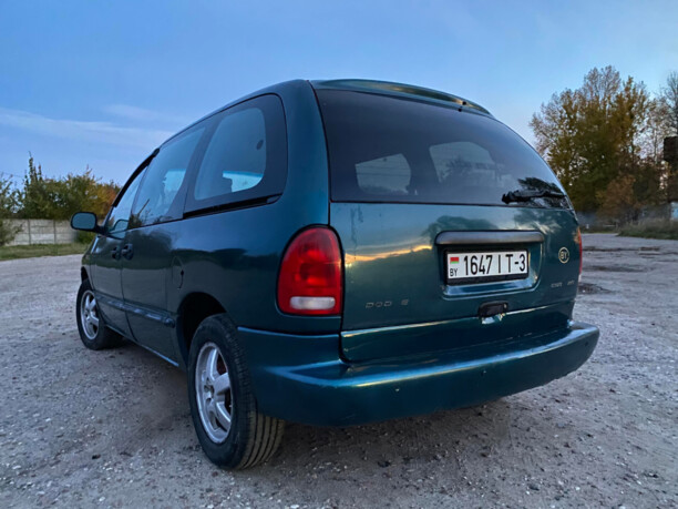 Dodge Caravan III, 7 мест, 2000 г.
