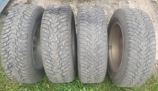 Легковые шины Nokian HAKKAPELIITTA 8 225/65 R17 4 шт.