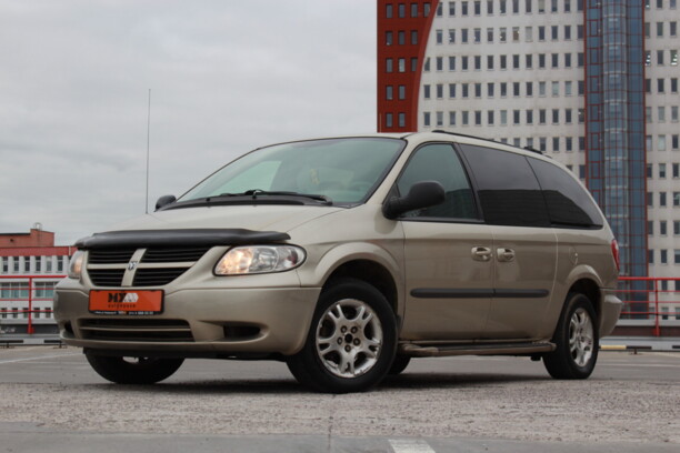Dodge Grand Caravan IV, 7 мест, 2002 г.
