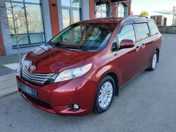 Toyota Sienna III (XL30) · Рестайлинг, 7 мест, 2015 г.