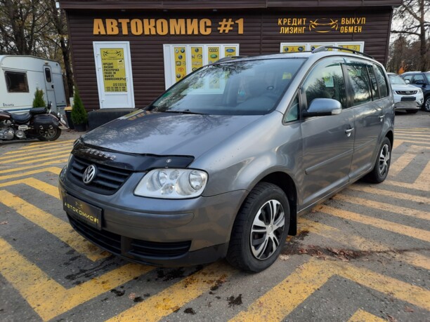 Volkswagen Touran I, 7 мест, 2004 г.