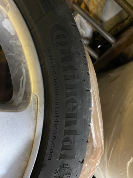 Легковые шины Continental 225/45 R17 4 шт.