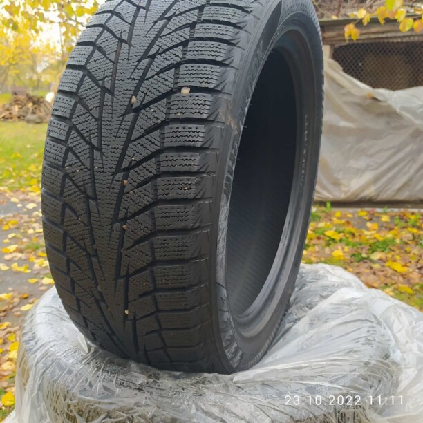 Легковые шины Hankook I*Cept IZ2 225/55 R17 4 шт.