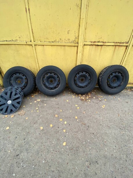 Легковые шины Yokohama 195/65 R15 4 шт.