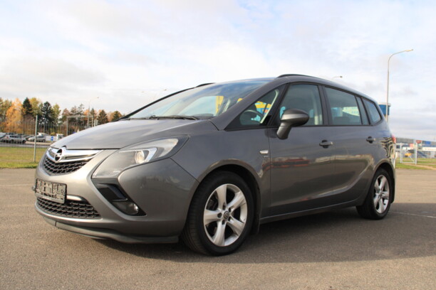 Opel Zafira C, 2016 г.