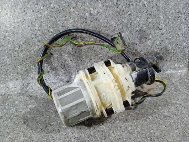 Топливный насос для Audi 80 B4 1991 - 1996