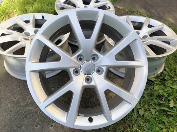 Audi 8x19 5x112 4 шт.