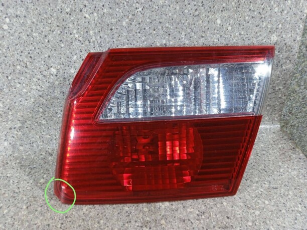 Задний правый фонарь в сборе для Mazda 626 GF · Рестайлинг 1999-2002