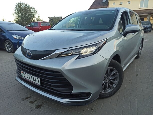 Toyota Sienna IV (XL40), 7 мест, 2020 г.