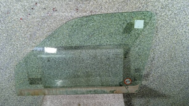 Боковое стекло для Volkswagen Vento 1992-1999