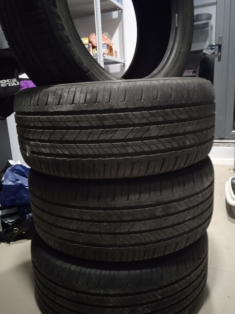 Легковые шины Bridgestone 255/50 R19 4 шт.