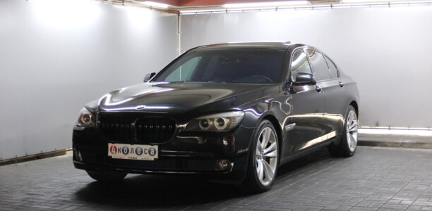 BMW 7 серия F01, F04, 2011 г.