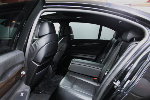 BMW 7 серия F01, F04, 2011 г.
