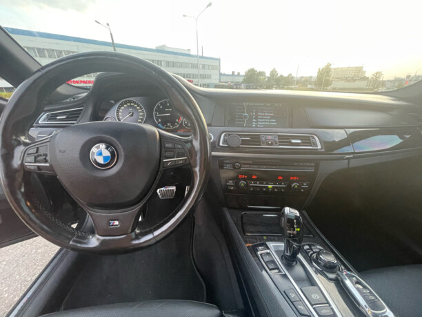BMW 7 серия F01, F04, 2011 г.