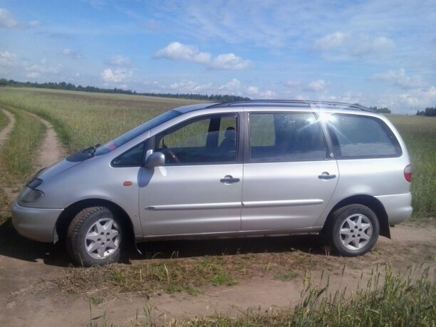 Ford Galaxy I, 7 мест, 1995 г.