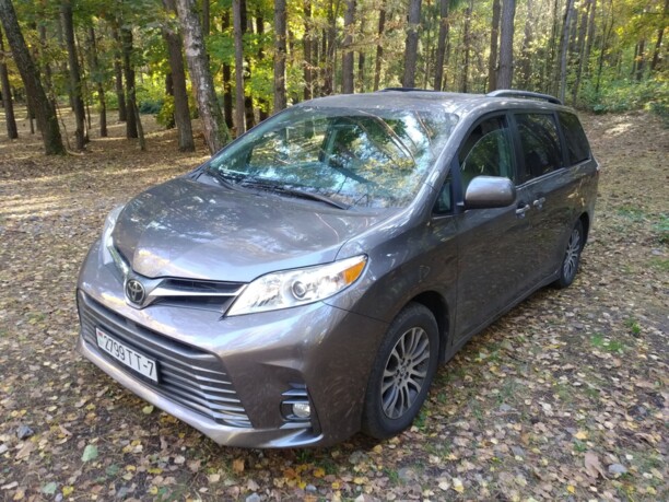 Toyota Sienna III (XL30) · 2-й рестайлинг, 7 мест, 2018 г.