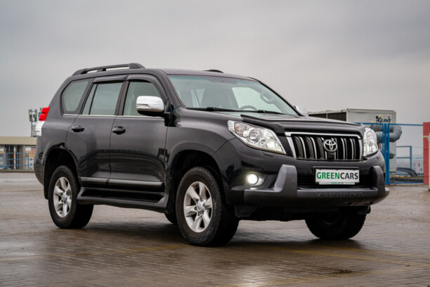 Toyota Land Cruiser Prado J150, 7 мест, 2010 г.
