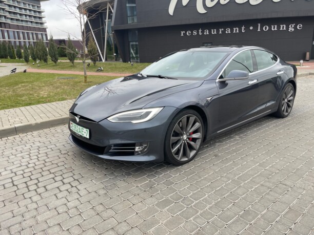 Tesla Model S I · Рестайлинг, 2017 г.