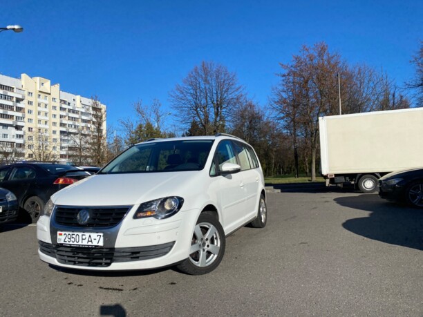 Volkswagen Touran I · Рестайлинг, 7 мест, 2009 г.