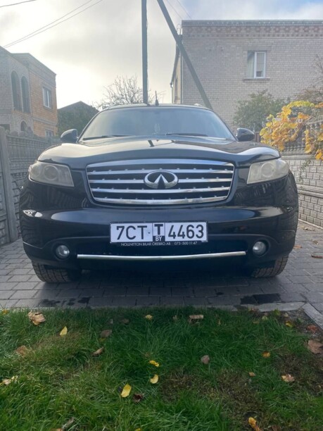 Infiniti FX I, 2002 г.