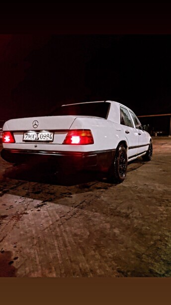 Mercedes-Benz E-Класс W124, S124, C124, A124, 1989 г.