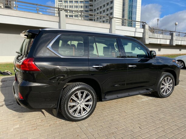 Lexus LX III · 2-й рестайлинг, 7 мест, 2017 г.