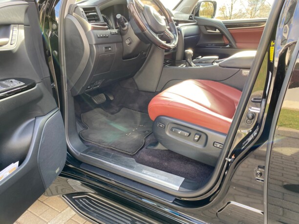Lexus LX III · 2-й рестайлинг, 7 мест, 2017 г.