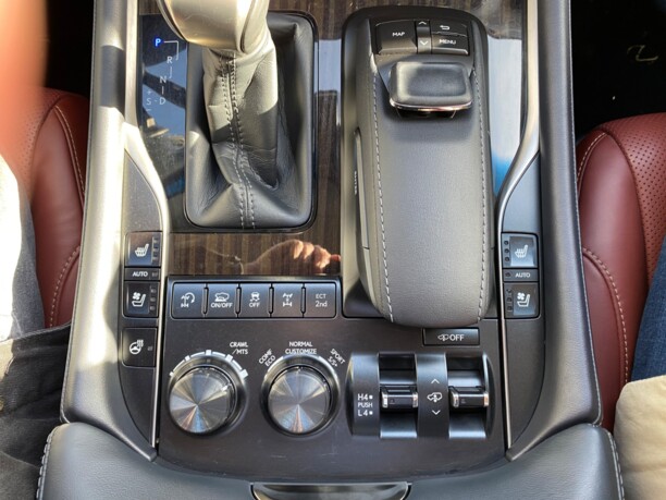 Lexus LX III · 2-й рестайлинг, 7 мест, 2017 г.