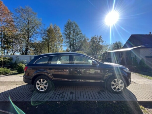 Audi Q7 4L, 7 мест, 2007 г.