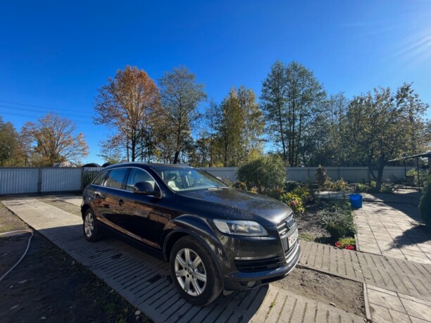 Audi Q7 4L, 7 мест, 2007 г.