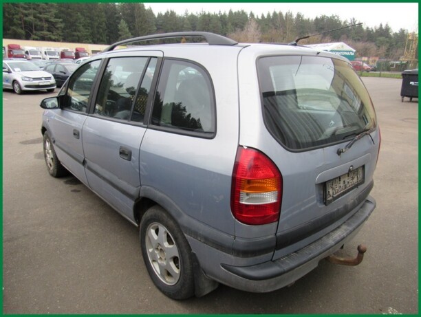 Opel Zafira A, 2002 г.