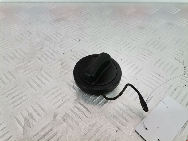 Крышка топливного бака для Mercedes-Benz C-Класс W203, S203, CL203 2000 - 2004