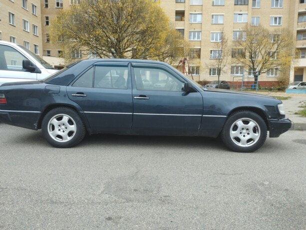 Mercedes-Benz E-Класс W124, S124, C124, A124, 1985 г.