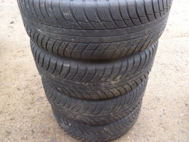 Легковые шины Bridgestone Blizzak LM001 205/60 R16 4 шт.