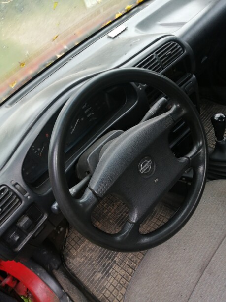 Nissan Sunny N14, 1993 г.