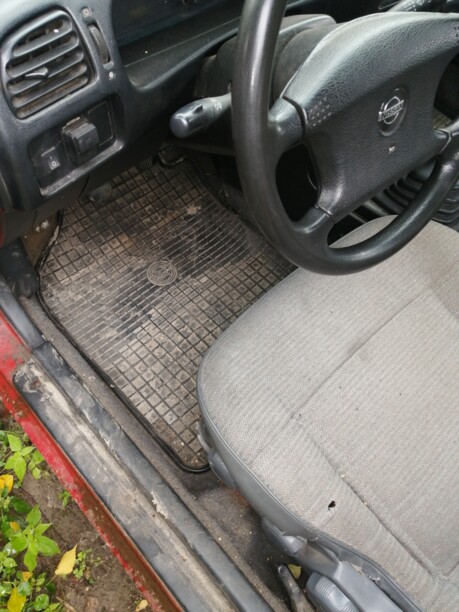 Nissan Sunny N14, 1993 г.