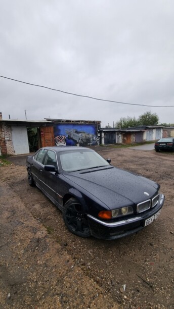 BMW 7 серия E38, 1997 г.