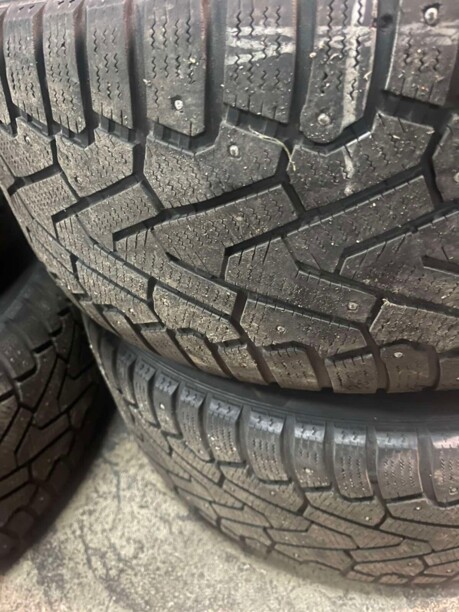 Легковые шины Pirelli 255/50 R19 4 шт.