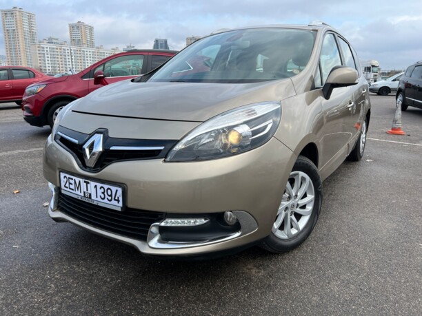 Renault Grand Scenic III · 2-й рестайлинг, 7 мест, 2014 г.