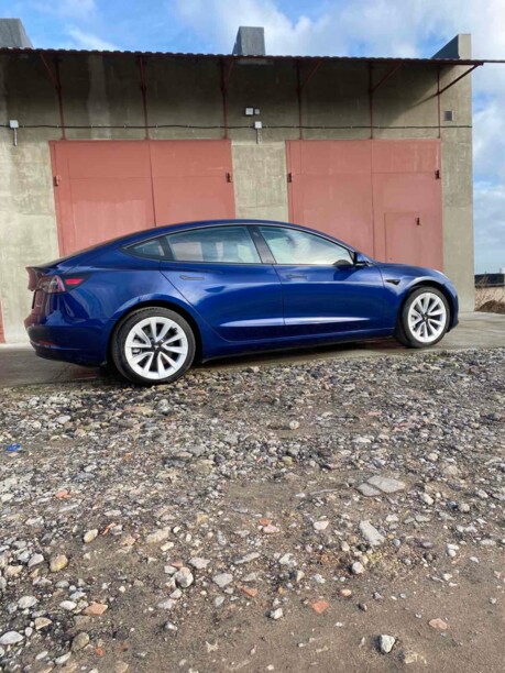 Tesla Model 3, 2021 г.